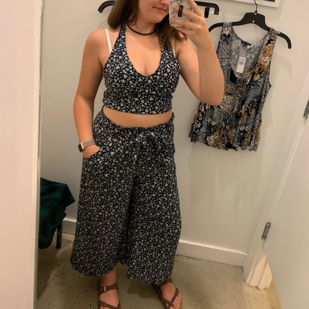 Looking for matching set. NOT FOR SALE